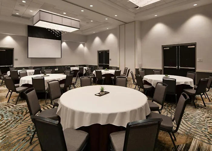 Courtyard By Marriott Salt River Hotel 3*