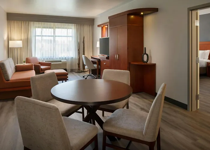 Courtyard By Marriott Salt River 3*
