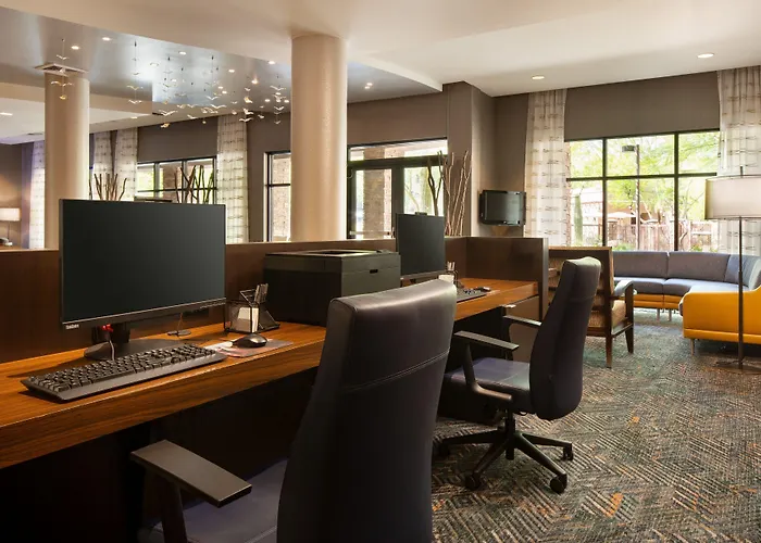 Courtyard By Marriott Salt River Hotel