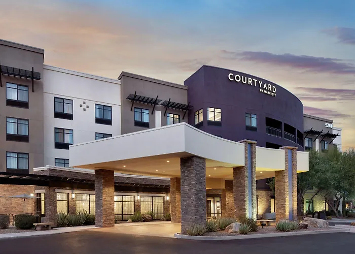 Courtyard By Marriott Salt River Hotel 3*