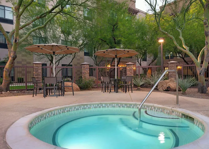 Courtyard By Marriott Salt River Hotel